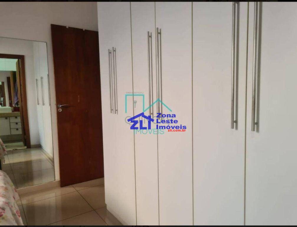 Sobrado à venda com 3 quartos, 220m² - Foto 20