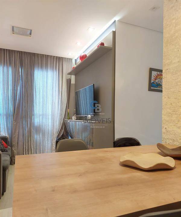 Apartamento à venda com 2 quartos, 58m² - Foto 4