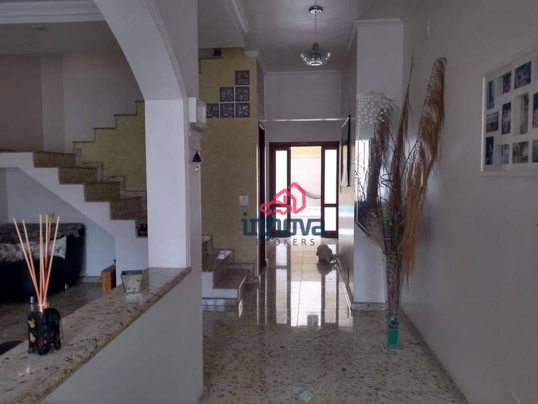 Sobrado à venda com 3 quartos, 250m² - Foto 10