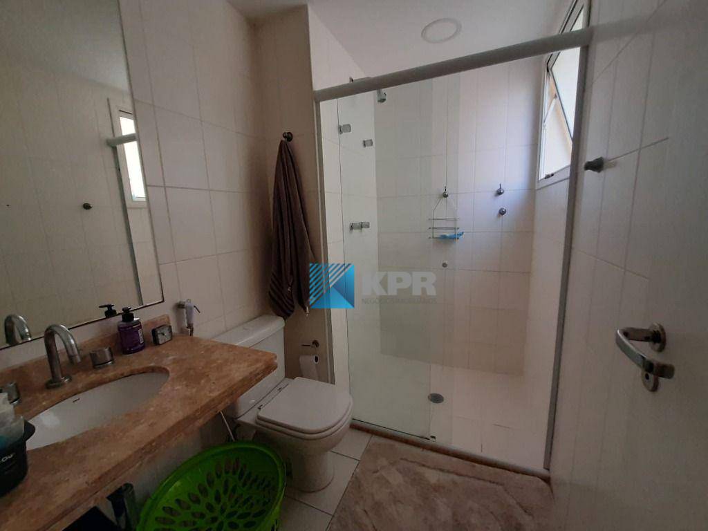 Apartamento à venda com 3 quartos, 194m² - Foto 12