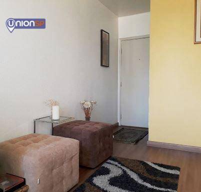 Apartamento à venda com 2 quartos, 66m² - Foto 2