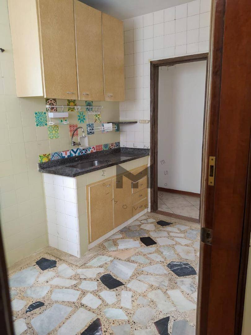 Apartamento à venda com 2 quartos, 80m² - Foto 11