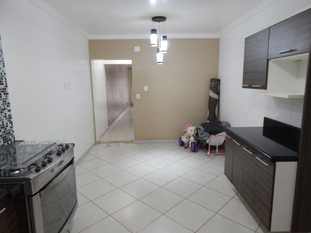 Sobrado à venda com 3 quartos, 200m² - Foto 14