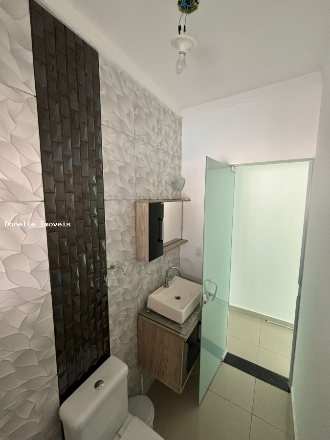 Sobrado para alugar com 3 quartos, 200m² - Foto 14