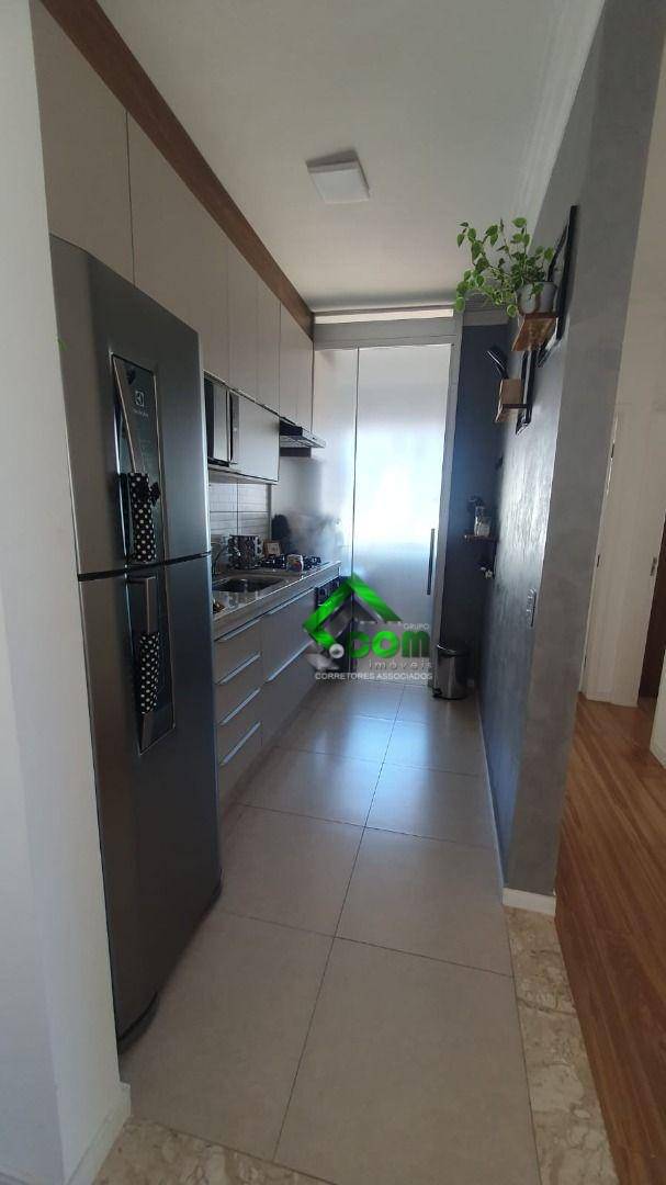 Apartamento à venda com 2 quartos, 41m² - Foto 10