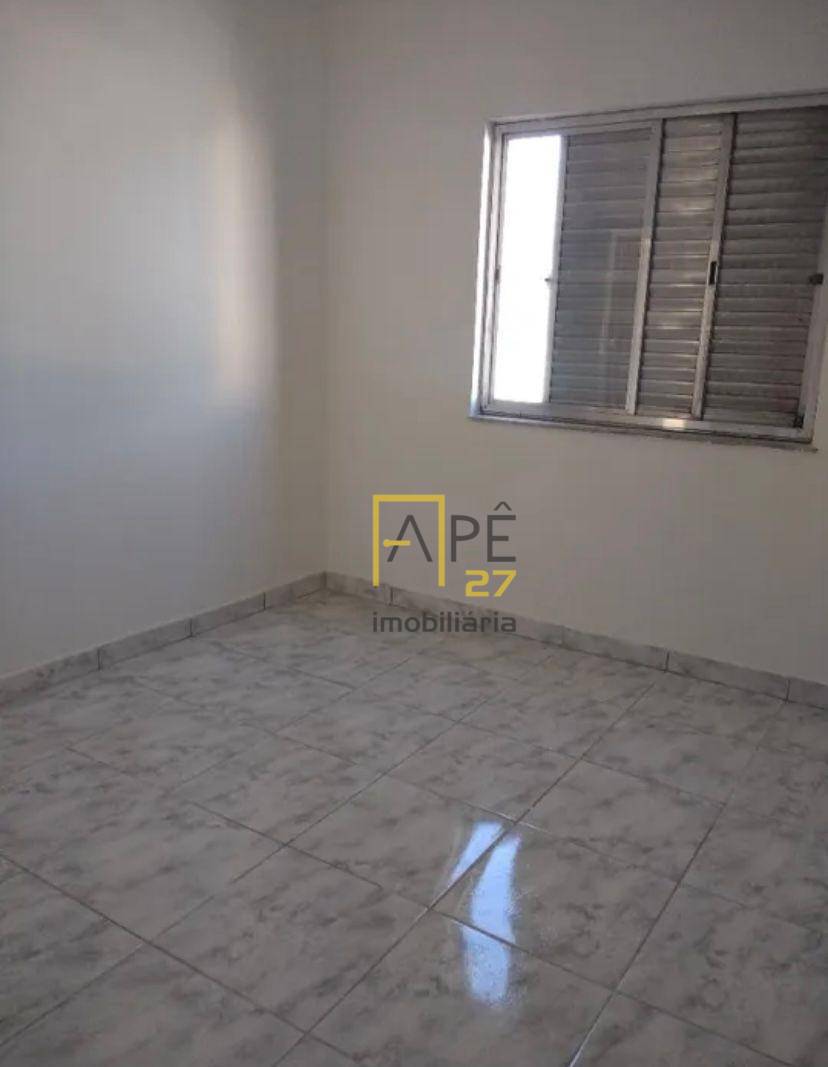 Apartamento para alugar com 2 quartos, 82m² - Foto 4