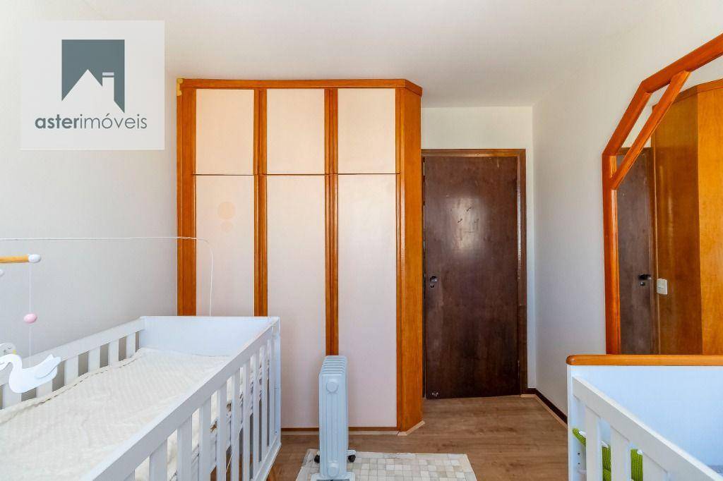 Apartamento à venda com 3 quartos, 134m² - Foto 17