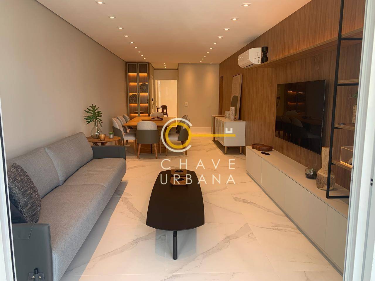 Apartamento à venda com 3 quartos, 159m² - Foto 1