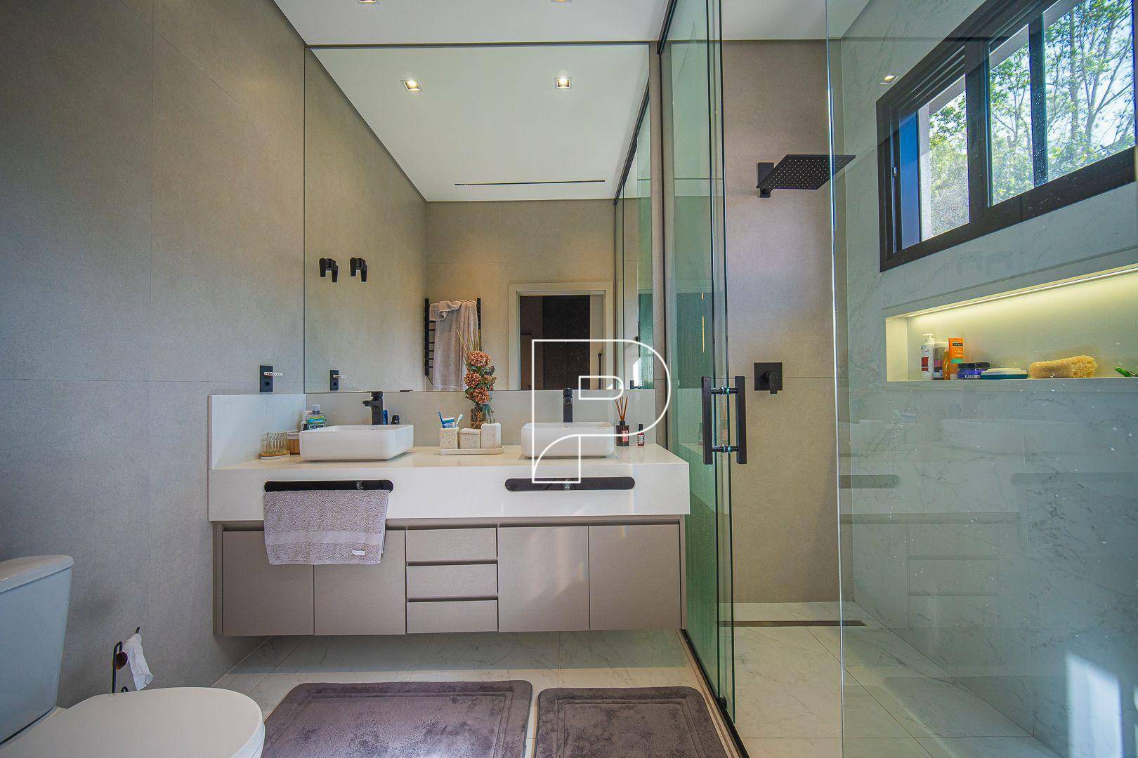 Casa de Condomínio à venda com 4 quartos, 550m² - Foto 36