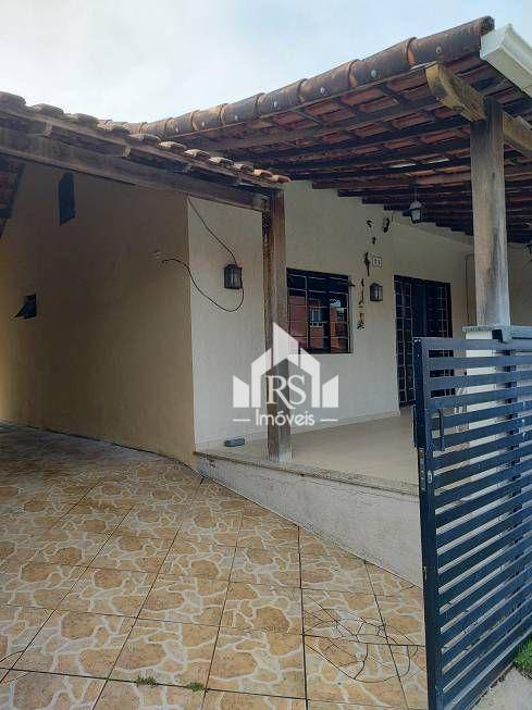 Casa de Condomínio à venda com 3 quartos, 130m² - Foto 1