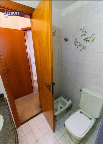 Apartamento à venda com 4 quartos, 158m² - Foto 16