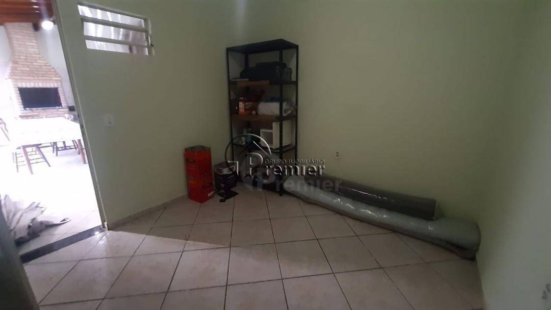 Casa à venda com 3 quartos, 210m² - Foto 21