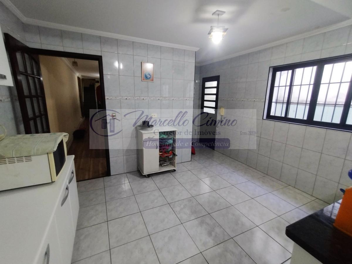 Sobrado à venda com 3 quartos, 310m² - Foto 9