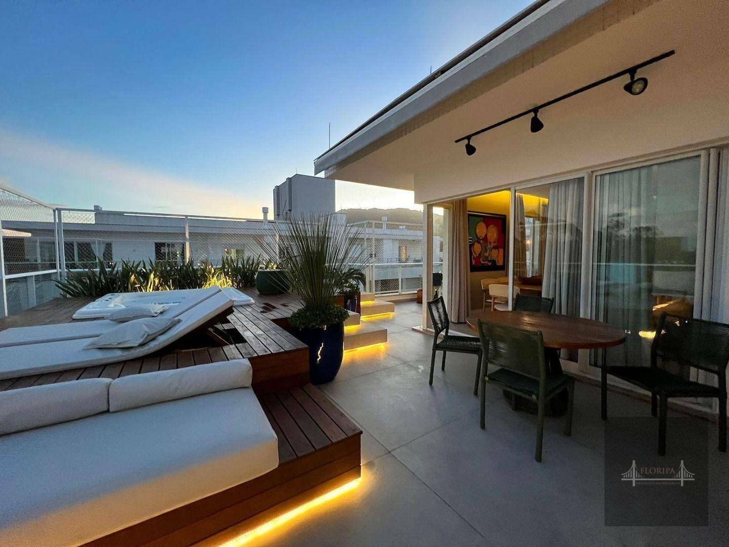 Cobertura, 3 quartos, 176 m² - Foto 3