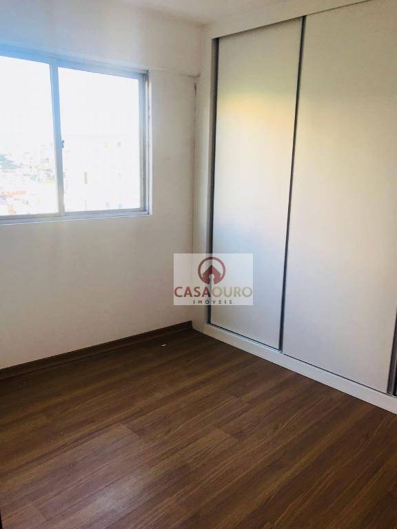 Apartamento à venda com 3 quartos, 94m² - Foto 12