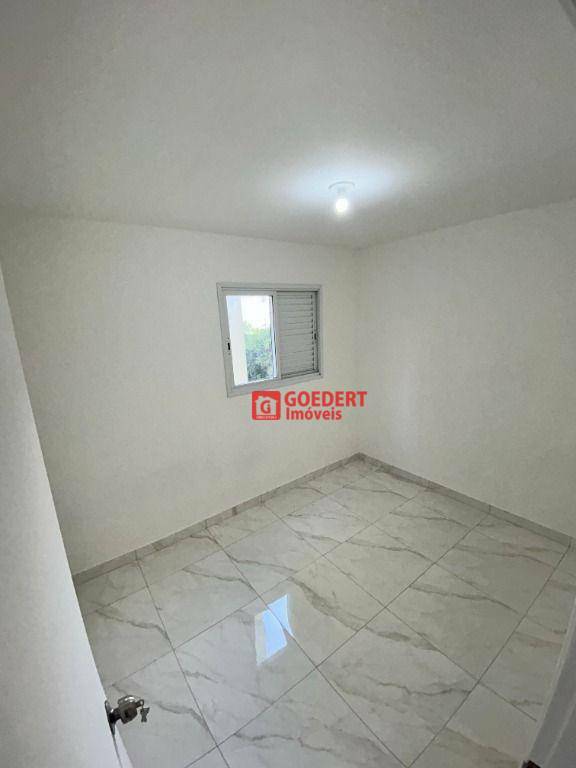 Apartamento à venda com 2 quartos, 58m² - Foto 6