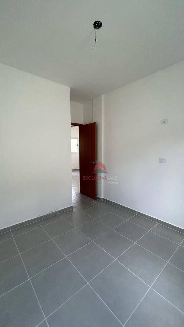 Casa à venda com 2 quartos, 63m² - Foto 3