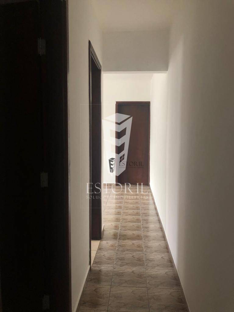 Casa à venda com 2 quartos, 71m² - Foto 2