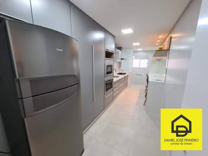 Apartamento à venda com 3 quartos, 125m² - Foto 8