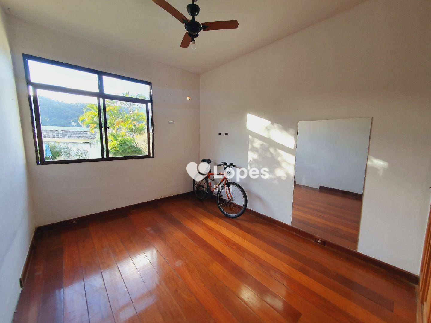 Casa de Condomínio à venda com 4 quartos, 500m² - Foto 9