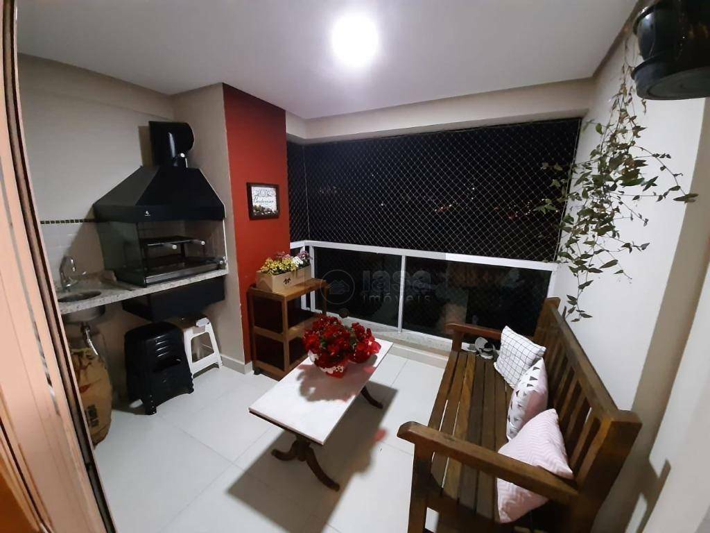 Apartamento à venda com 2 quartos, 78m² - Foto 18