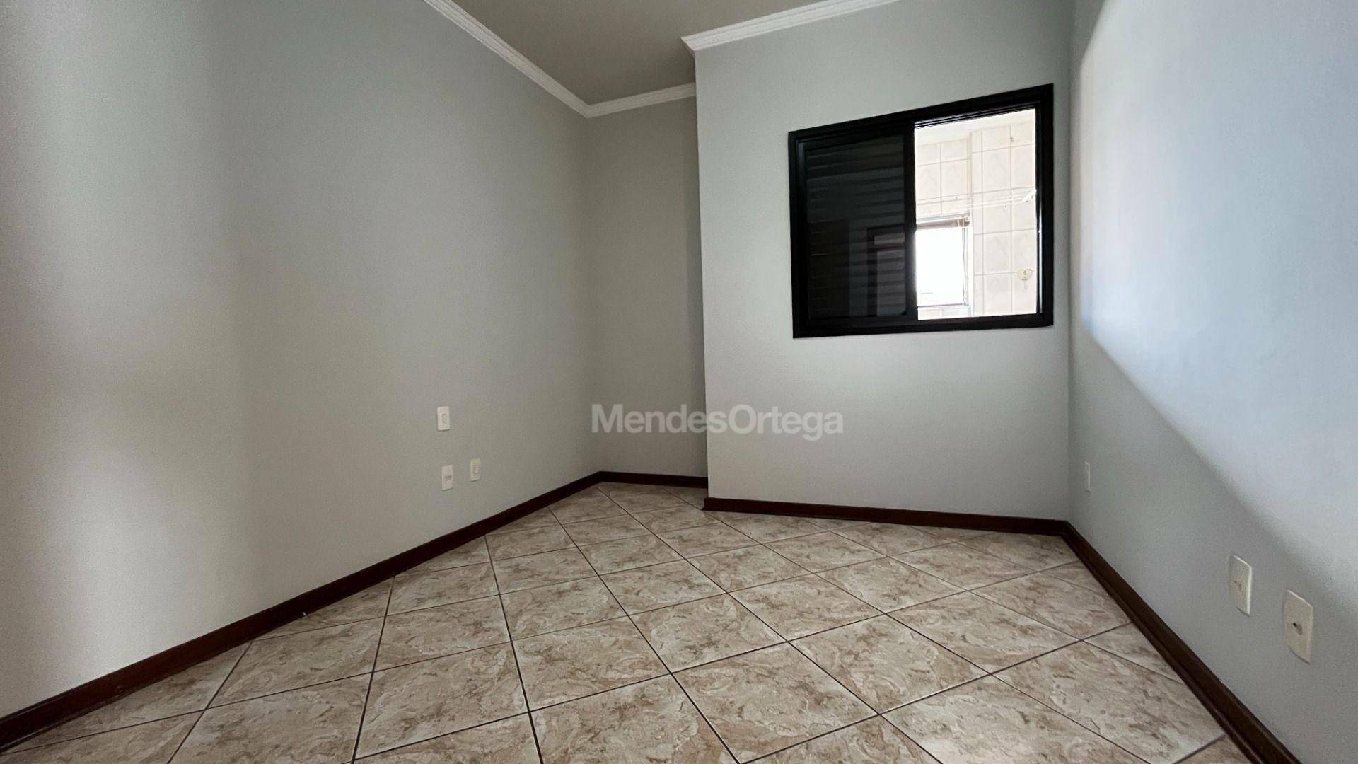 Apartamento à venda com 3 quartos, 109m² - Foto 11