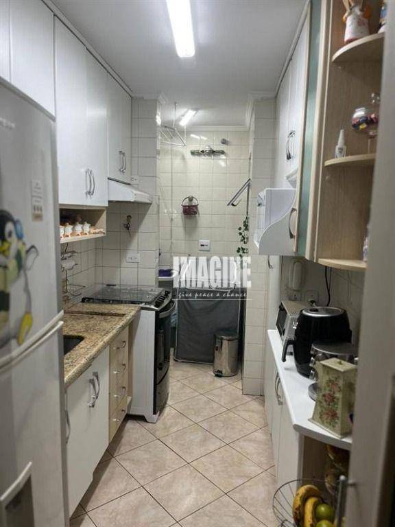 Apartamento à venda com 3 quartos, 54m² - Foto 17