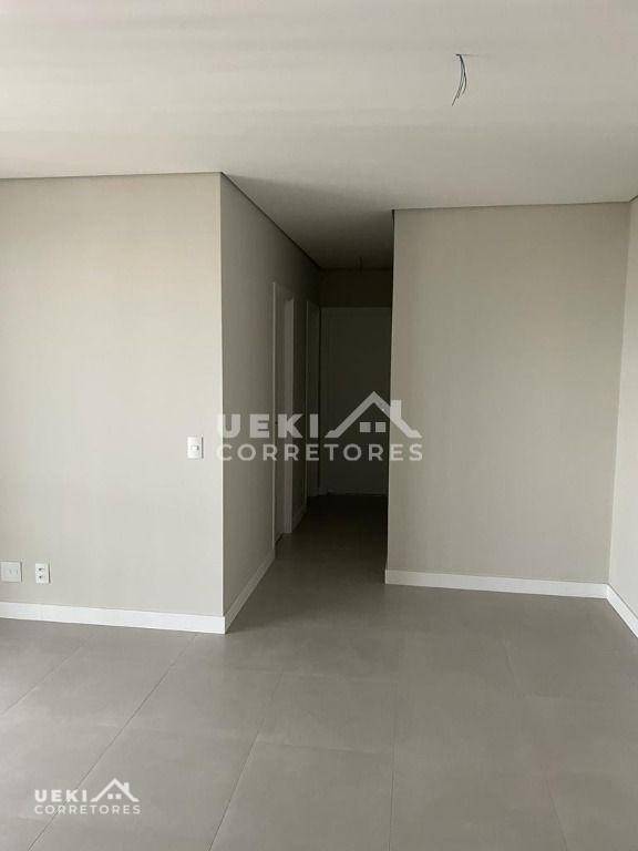 Apartamento à venda com 3 quartos, 75m² - Foto 39