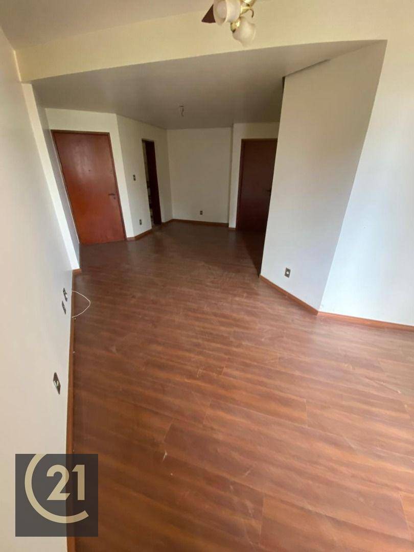 Apartamento à venda com 3 quartos, 130m² - Foto 7