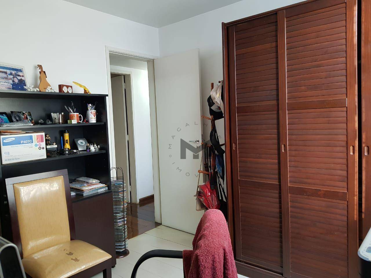 Apartamento à venda com 4 quartos, 190m² - Foto 15