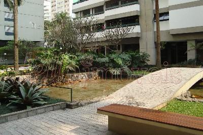 Apartamento para alugar com 4 quartos, 150m² - Foto 12