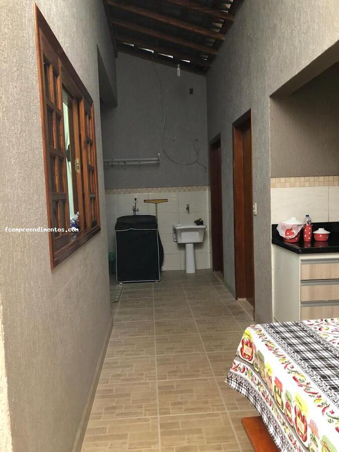 Casa à venda com 3 quartos, 140m² - Foto 17