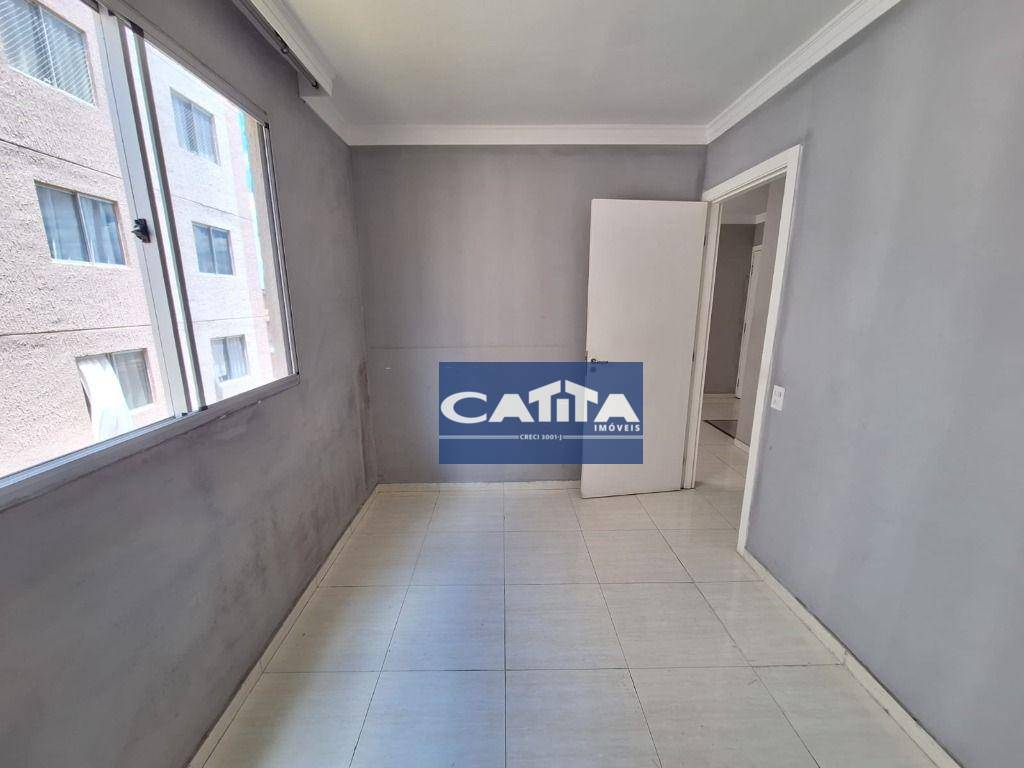 Apartamento à venda com 2 quartos, 40m² - Foto 11