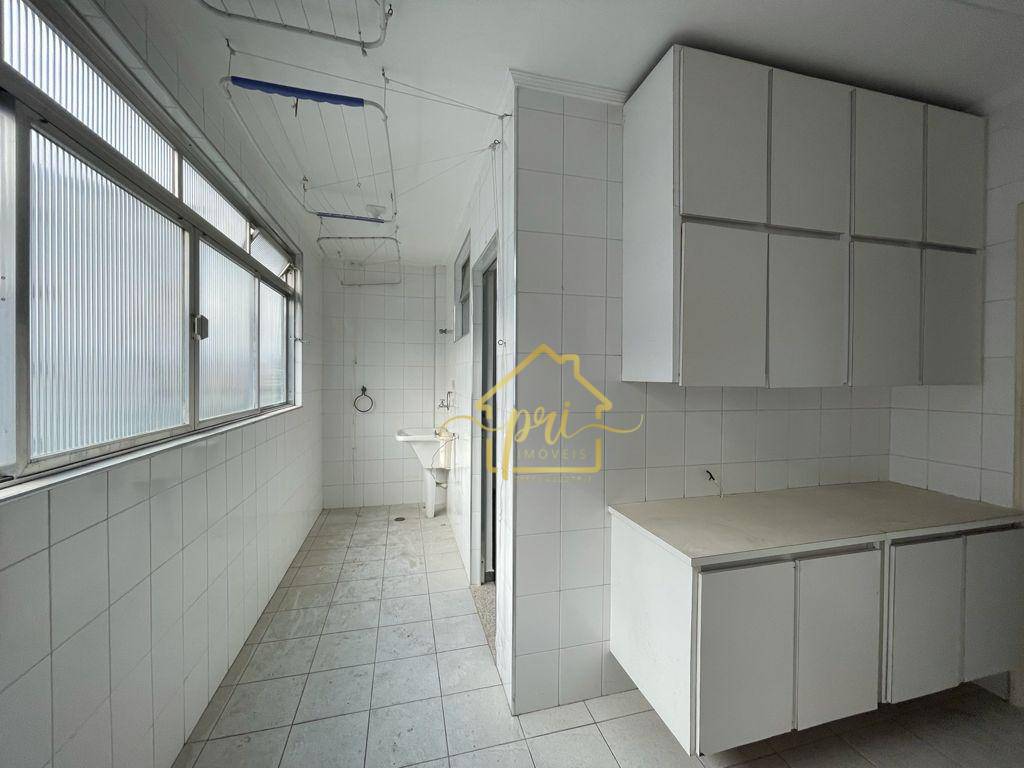 Apartamento à venda com 3 quartos, 153m² - Foto 10