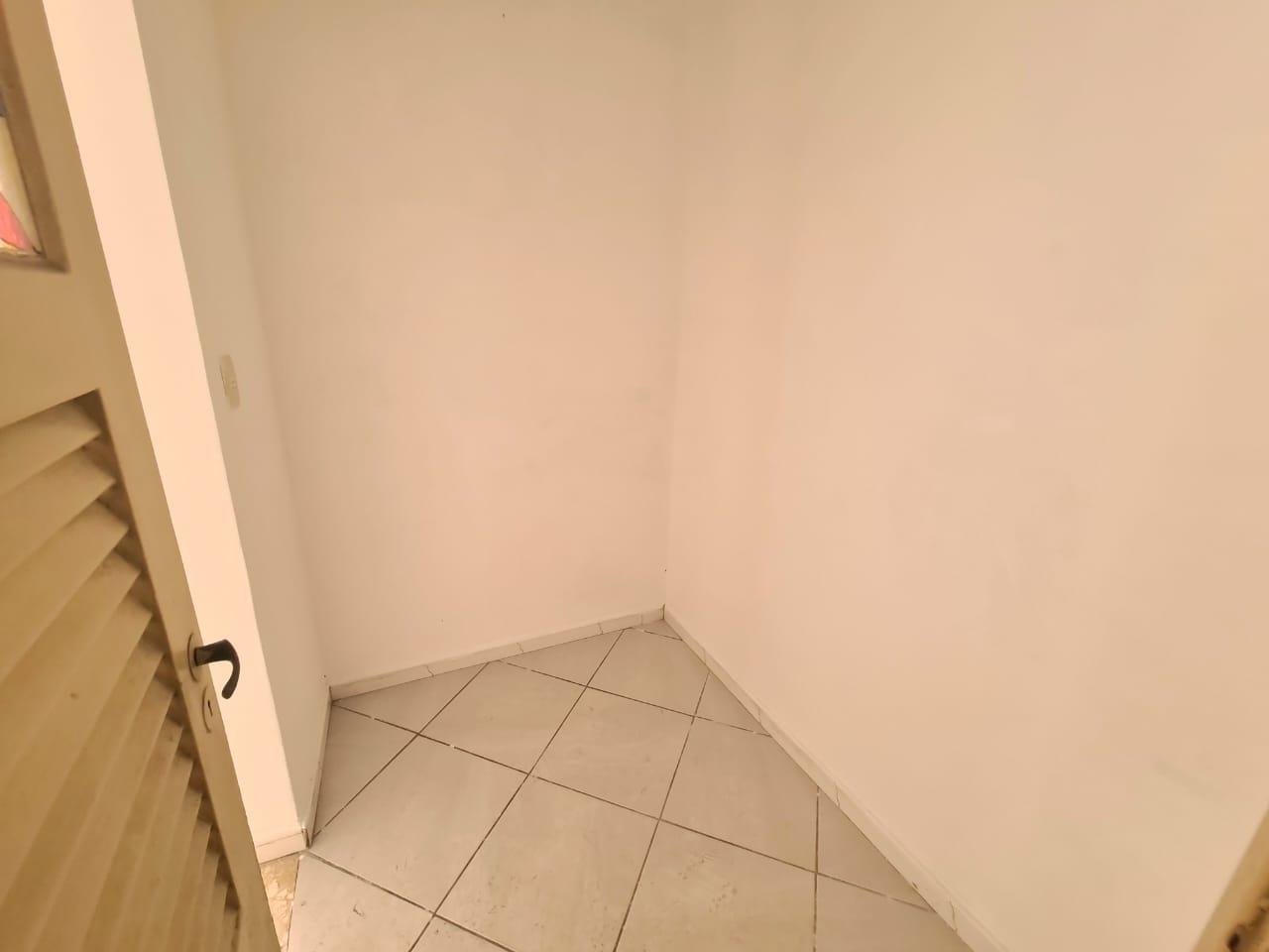 Apartamento à venda com 1 quarto, 40m² - Foto 19