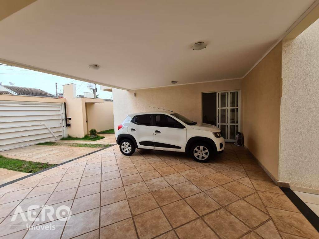 Casa à venda com 3 quartos, 275m² - Foto 6