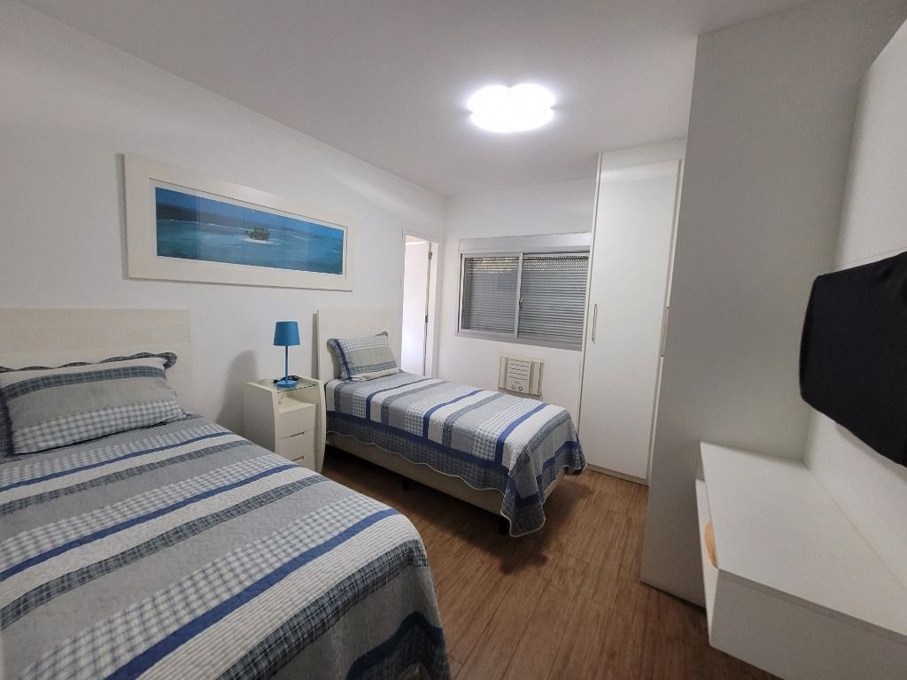 Apartamento à venda com 3 quartos, 168m² - Foto 7