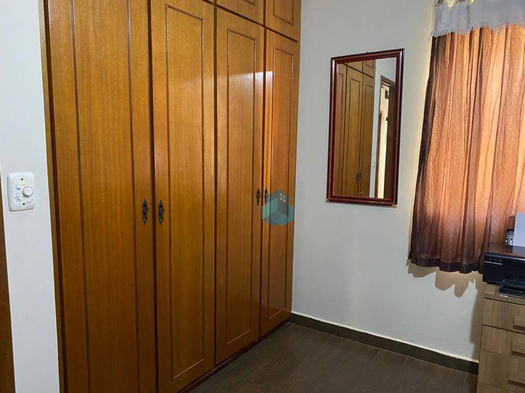 Casa à venda e aluguel com 3 quartos, 160m² - Foto 21