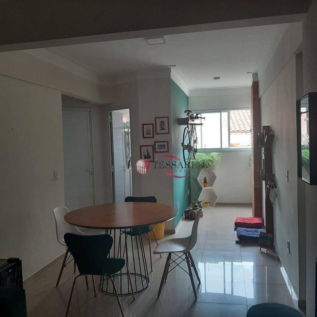 Apartamento à venda com 3 quartos, 80m² - Foto 4