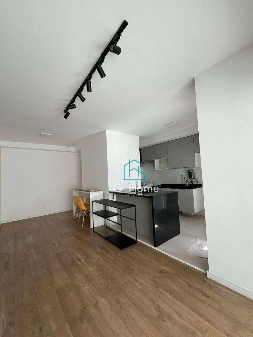 Apartamento à venda com 2 quartos, 74m² - Foto 4