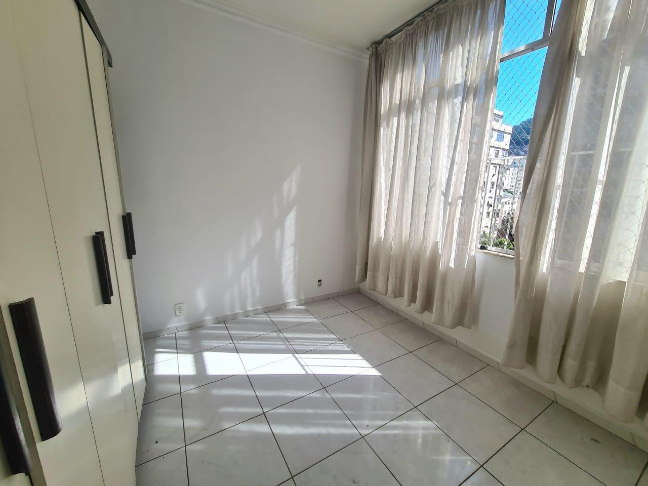 Apartamento à venda com 1 quarto, 40m² - Foto 8