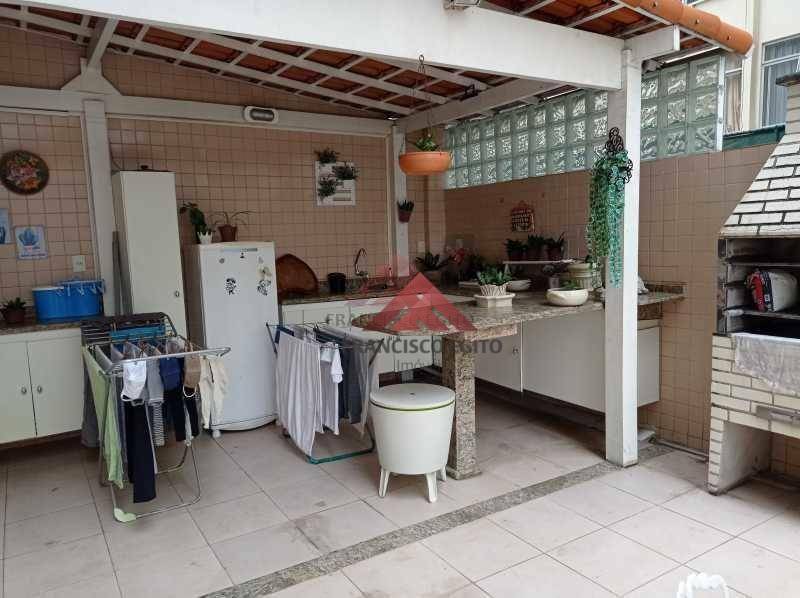 Apartamento à venda com 3 quartos, 220m² - Foto 28