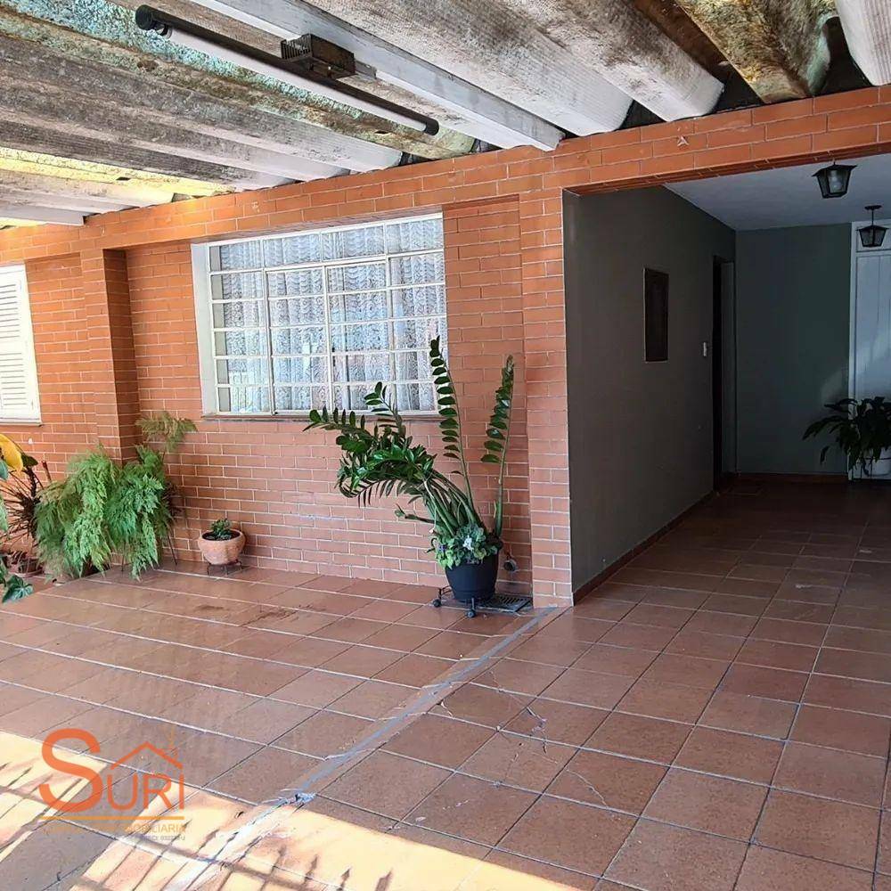 Casa à venda com 3 quartos, 280m² - Foto 3