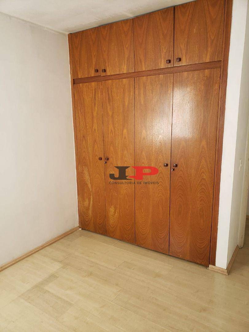 Apartamento à venda com 3 quartos, 115m² - Foto 4