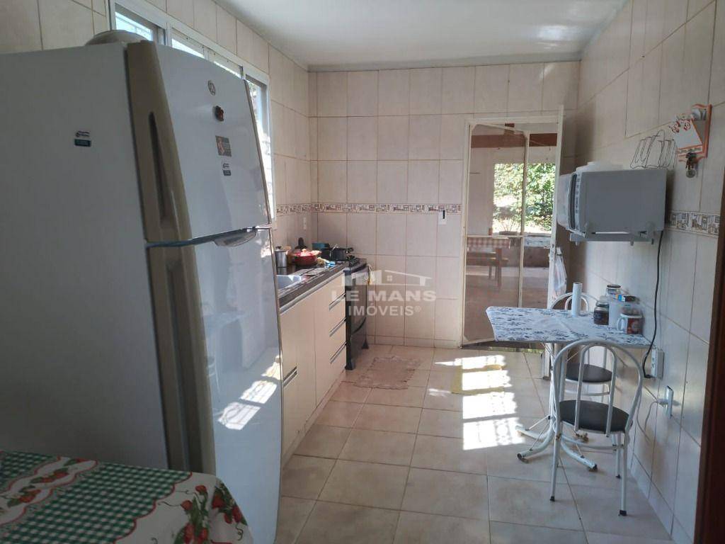 Chácara à venda com 1 quarto, 90m² - Foto 12