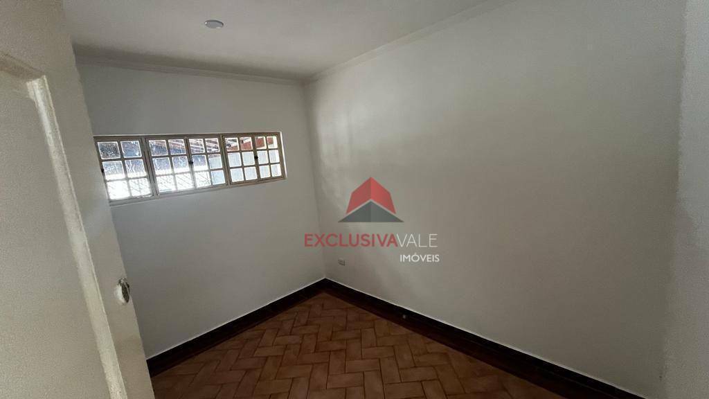 Casa à venda com 3 quartos, 230m² - Foto 11