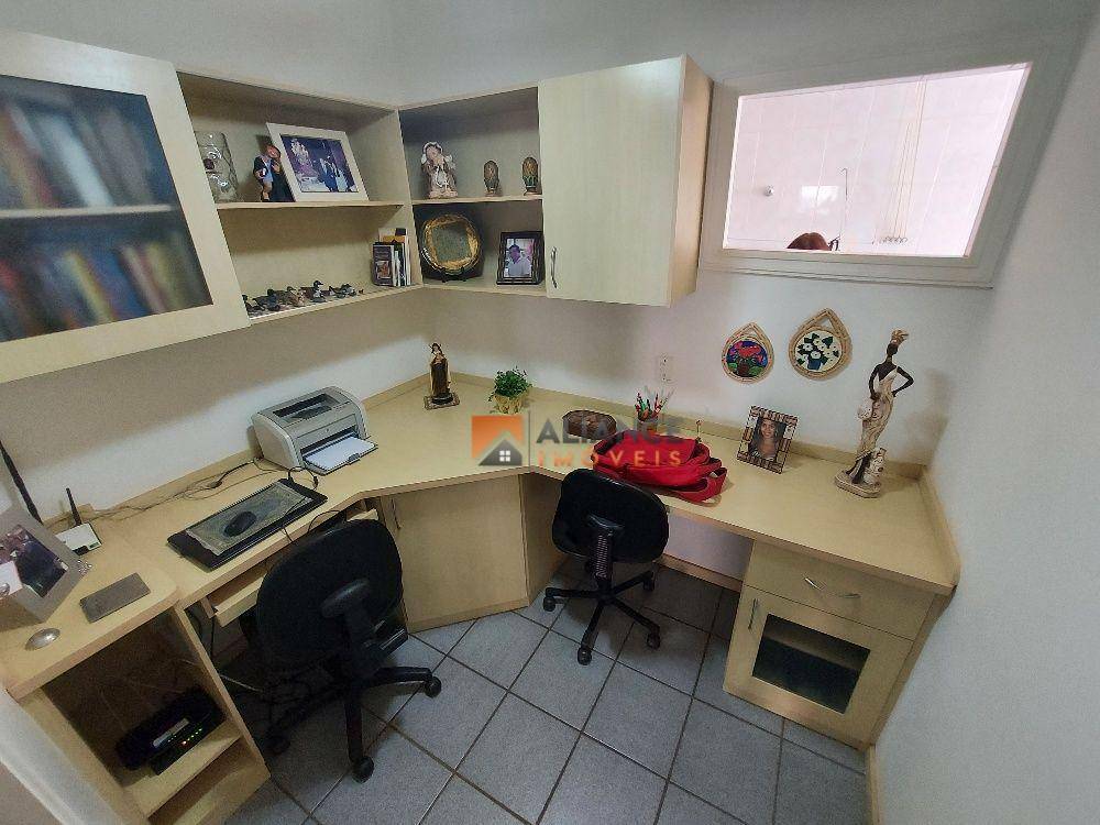 Apartamento à venda com 3 quartos, 151m² - Foto 12