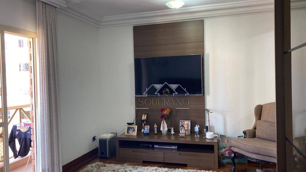 Apartamento à venda com 4 quartos, 350m² - Foto 13