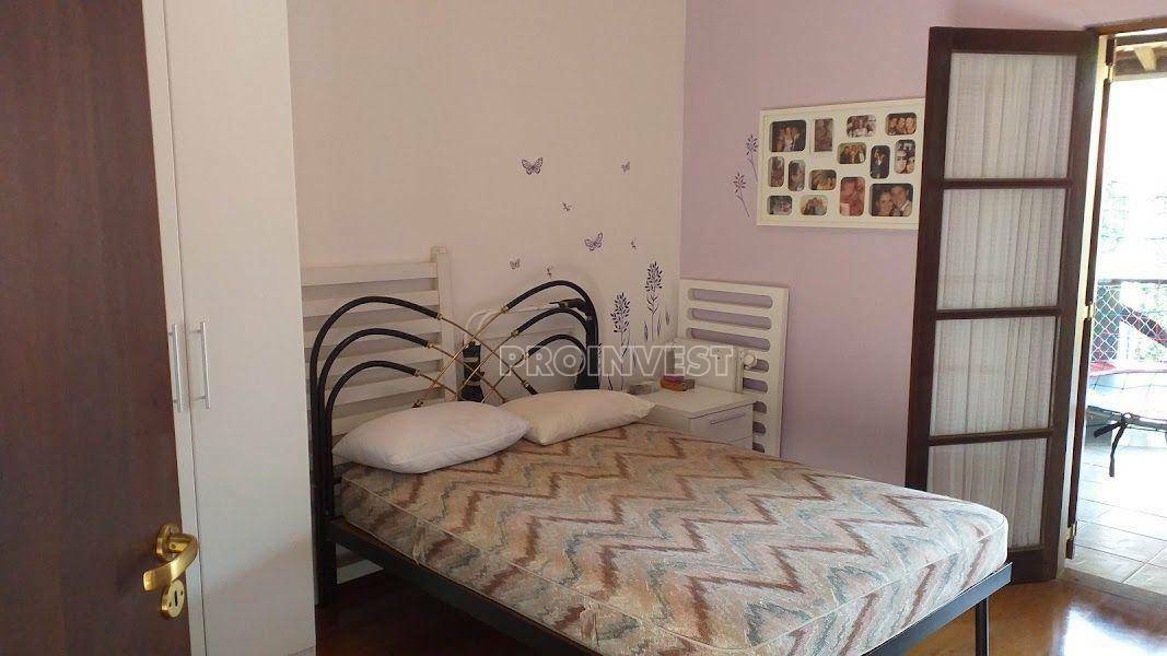 Casa, 3 quartos, 285 m² - Foto 35