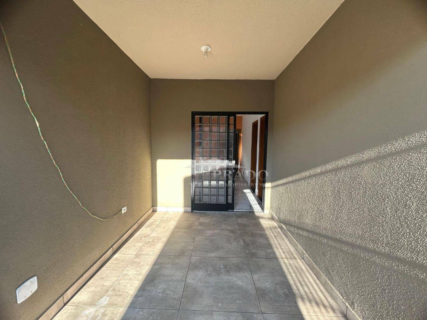 Casa para alugar com 3 quartos, 100m² - Foto 5